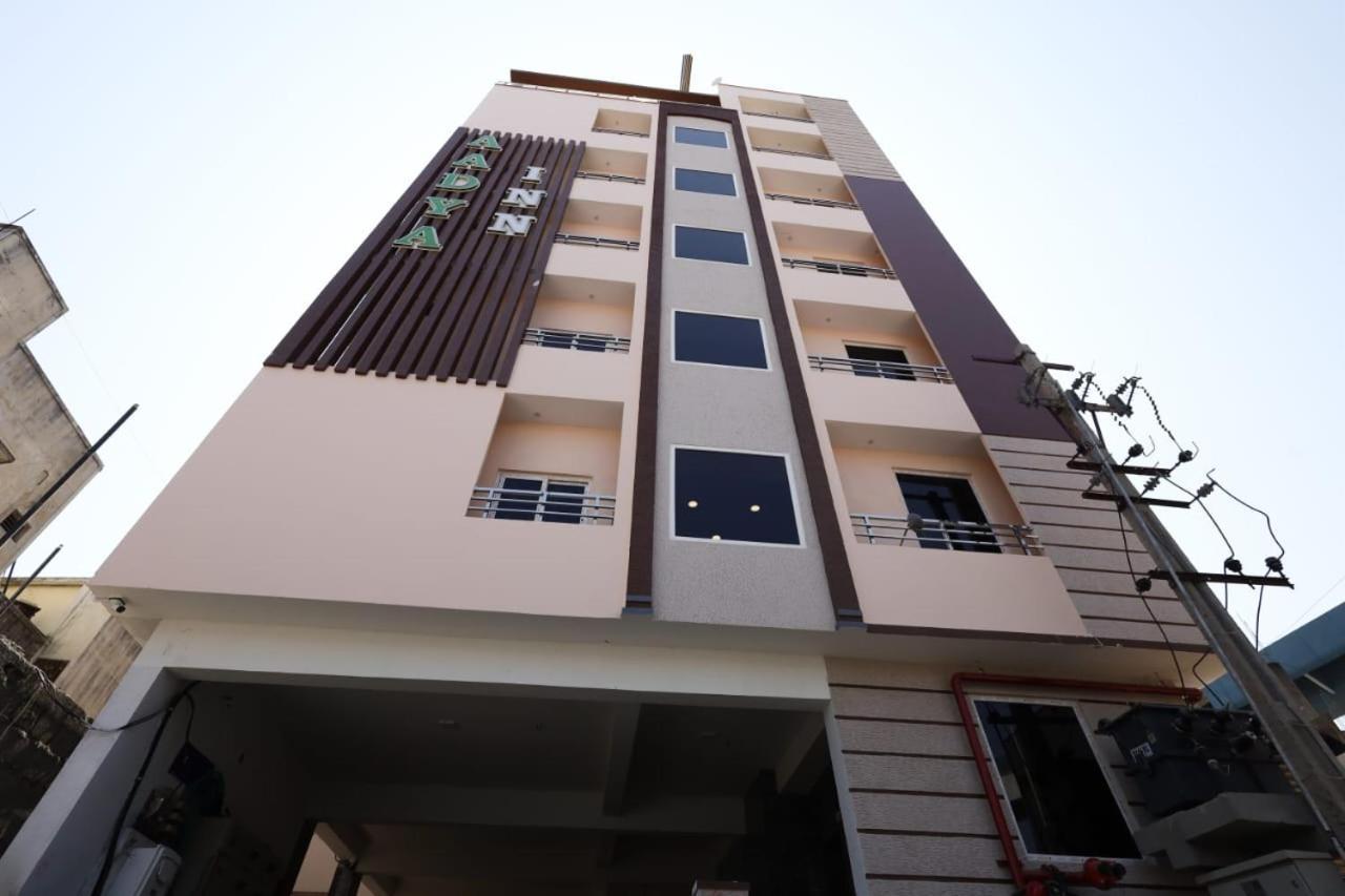 Aadya Inn New Luxury Hotel Tirupati Esterno foto